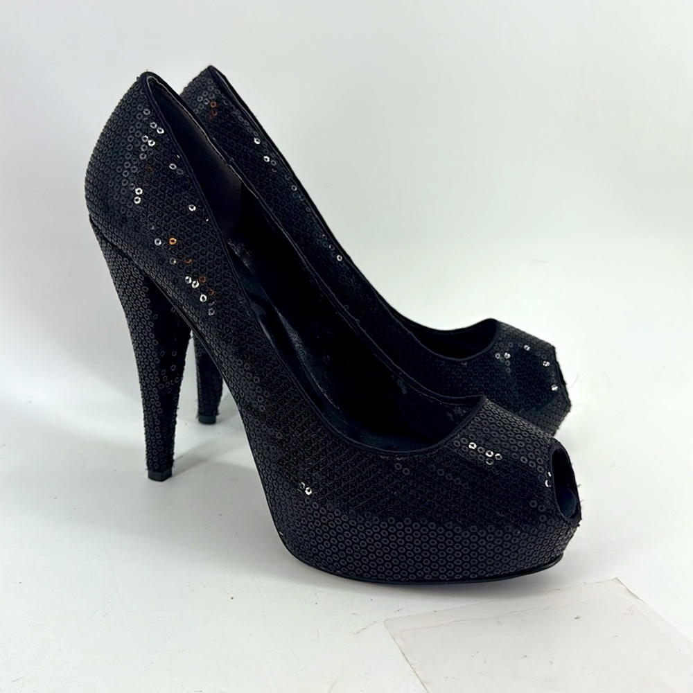 NINE WEST Glittering Black Peep Toe Pump